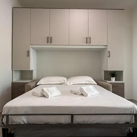 Ivory With Ac, Wifi And Secure Bike Storage *