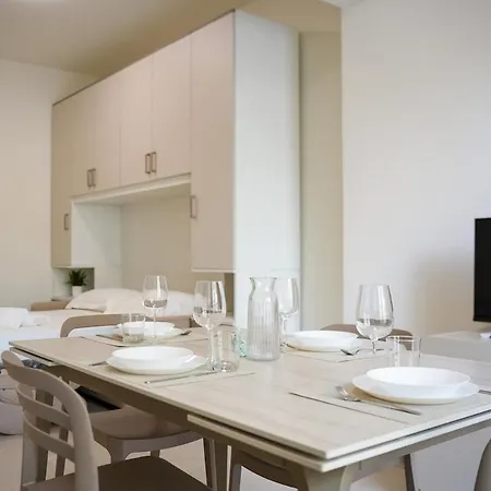 Apartment Ivory With Ac, Wifi And Secure Bike Storage Finale Ligure